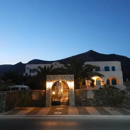 Petra Nera Hotel 2*